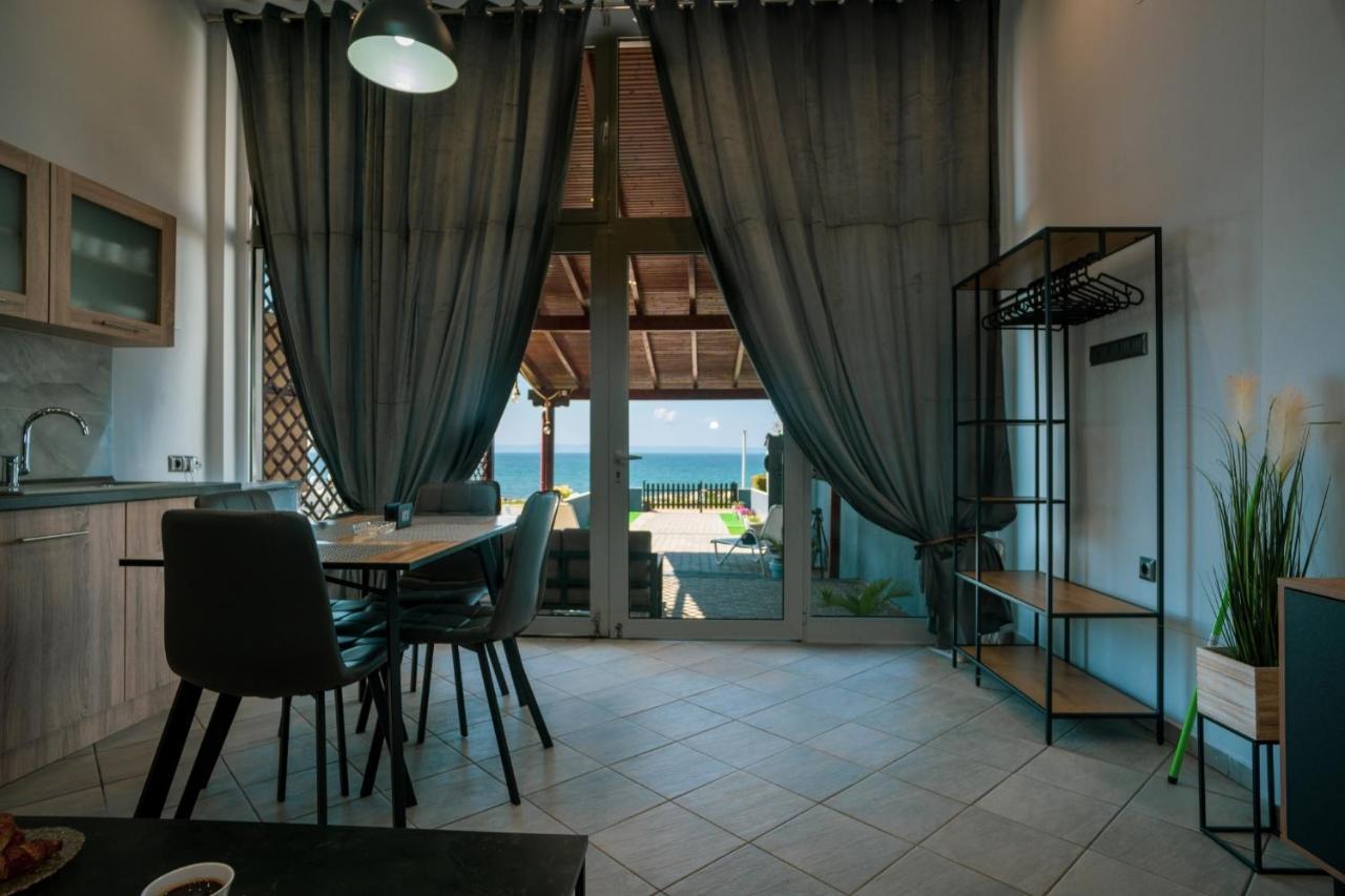 Seashell Luxury Apartment 니키티 외부 사진